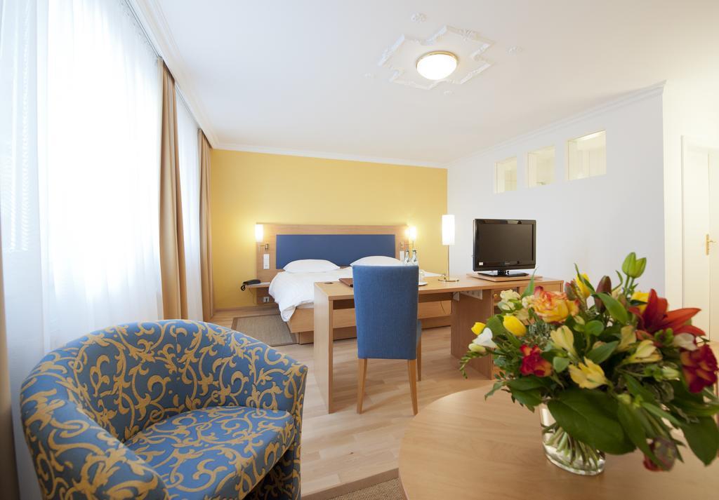 Hotel Ochsen Uberlingen Esterno foto